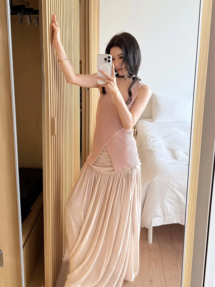 

Slim Fit Knitted Vest SMOL "Floting Day Sakura Painting" Two Color V Ne Front Ba Two Wear Design Sensation Top