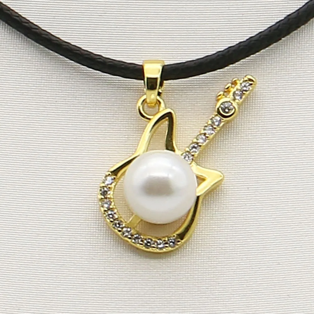 

Inlaid Round Shell Pearl Guitar Shape Pendant Necklace with Adjustable Leather Rope Chain Jewelry 1 Pc For Woman/man Daily Wear