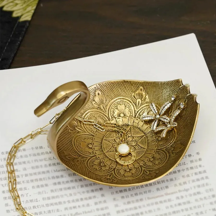 Luxury Retro Golden Copper Home Decor India Handmade Engraved Swan Shape Brass Storage Fruit Bowl Decorative Storage Container