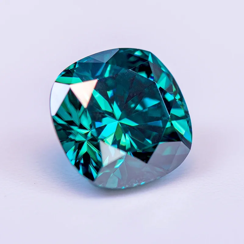 Moissanite Stone Primary Colours Emerald Green Color Cushion Cut Lab Grow Diamond Wholesale Gemstones with GRA Certifies