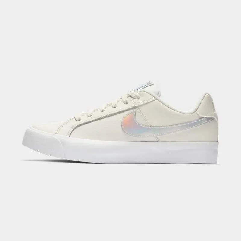 

Nike's New Wear-Resistant Rubber Outsole Comfortable Outdoor Women's Skate Shoes Court Royale Lightweight Thin-Soled Everyday Low-Top Flat Shoes Versatile Color White Laser Hook Commuting Casual Sneakers Women's Recommended Ao2810-104