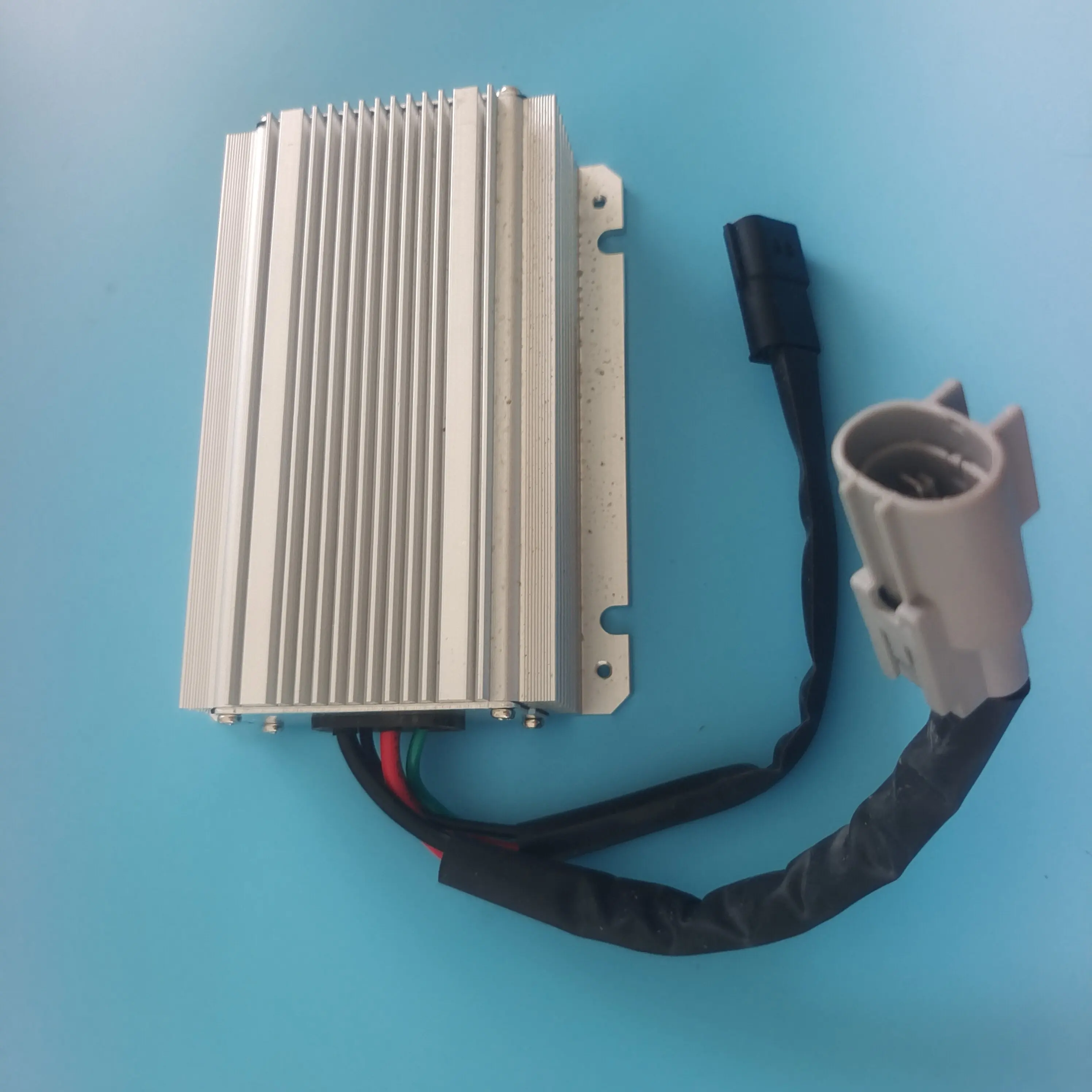 Electric vehicle converter transformer 30V-98V to 12V DC DC converter
