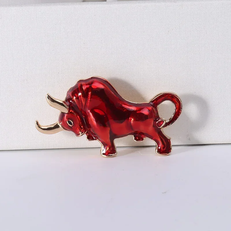 Beautiful Bullfighting Brooches for Women Unisex Animal Pins Multi-color Available Casual Party Accessories Gifts