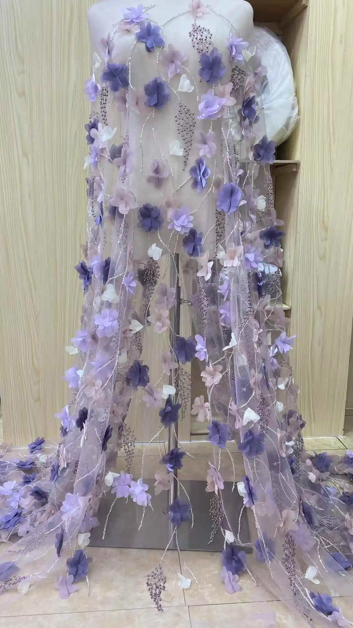 

3D Flower Lace Elegant Beads Net Lace Fabrics Exquisite Embroidery High Quality Fabric Wedding Party Dress Serie