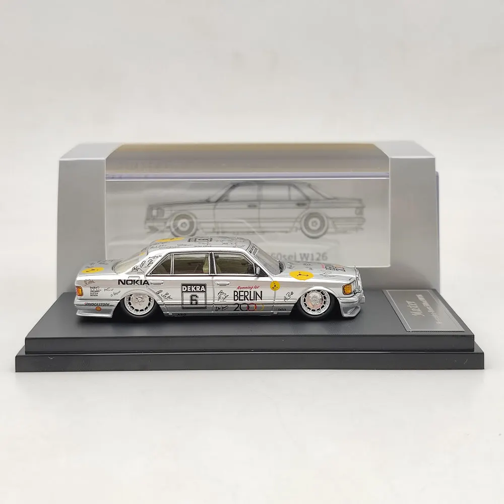 1/64 Master S560SEL W126 190E Berlin Bear 2000 Lowride Diecast Toys Car Models Miniature Hobby Collection Gifts