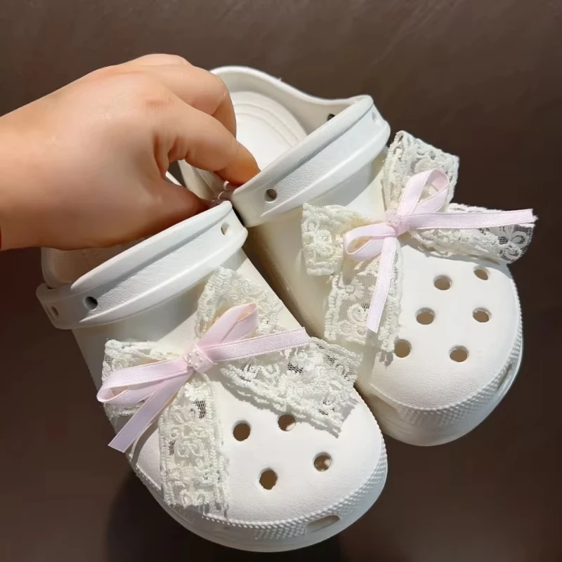 New 2PCS Elegant Lace and Artificial Bow DIY Shoe Charms White Lace & Ribbon Bows for Clogs Sandals Party Gifts Favors