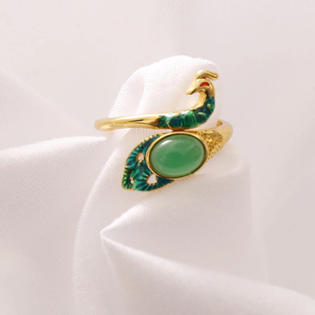 

4Pcs Exquisite Metal Braided Rings Adjustable Knitting Crochet Ornaments Yarn Holder Women Crafting Supplies Tools