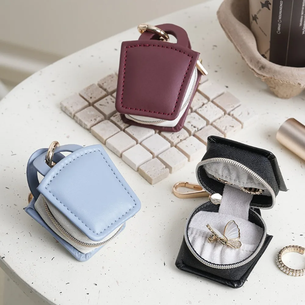 

Durable Cute Mini PU Jewelry Box With Keychain Portable Jewelry Display Box Simple Fashion Ring Case Travel