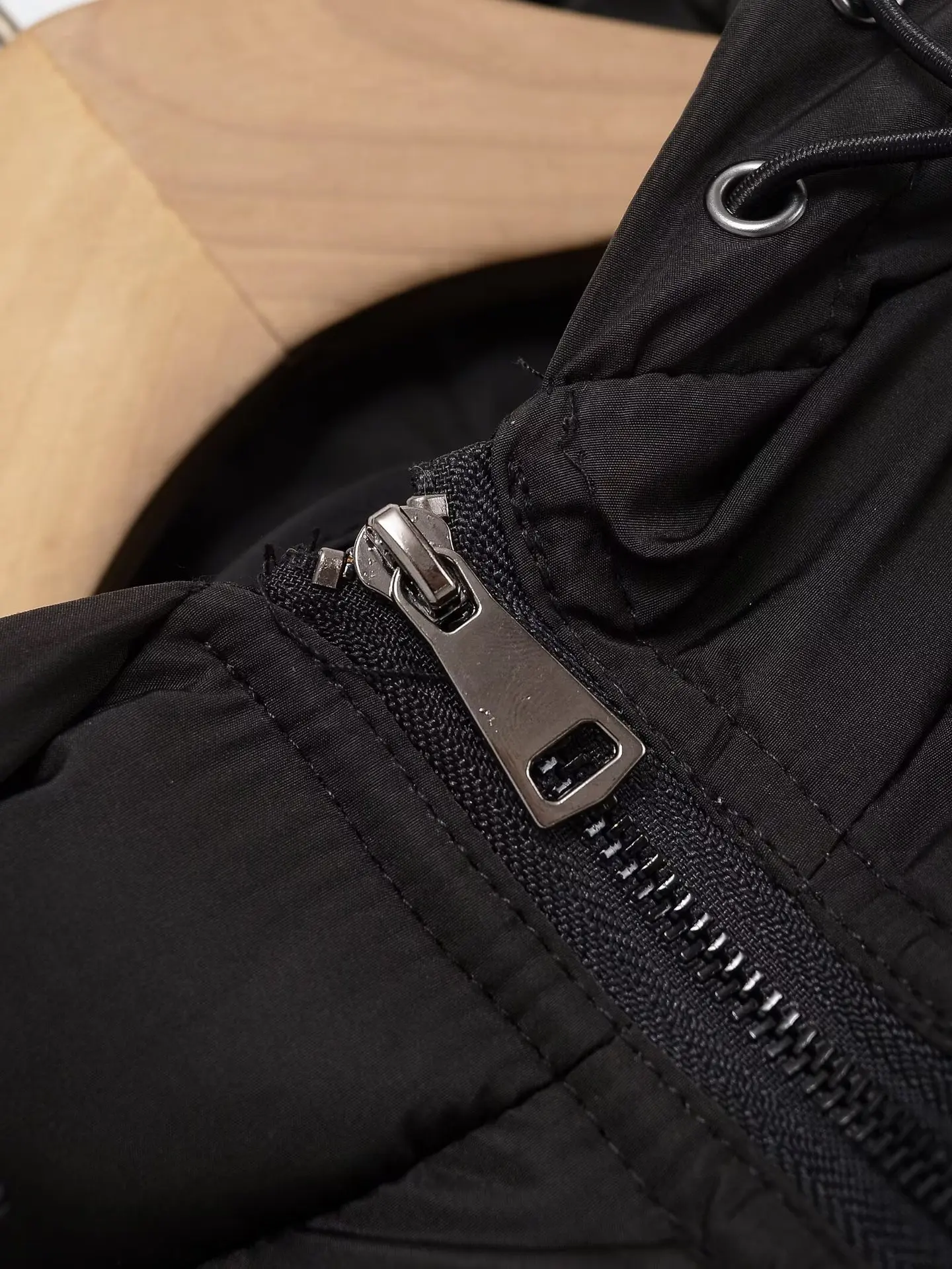 KIDCRKJ Karierte Winter-Parka-Jacke für Damen, schwarz, Stehkragen, langärmelig, gepolsterter Mantel für Damen, verdickter warmer Baumwollmantel für Damen – Detail 9