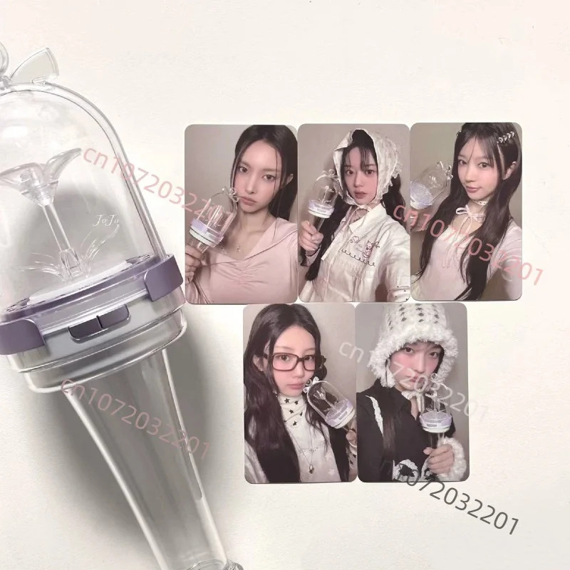 عصا سحرية لطيفة على شكل عصا خفيفة جديدة مع 3 أنواع من مصباح يدوي على شكل زهرة موكا ووني مينجو مع خمسة بطاقات صغيرة لهدايا المشجعين