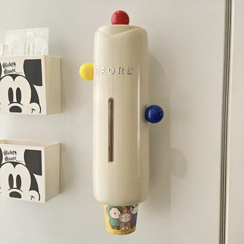 Dopamine cup picker, disposable paper cup, wall-mounted cup drop device, no punching cup holder, dust-proof cup.