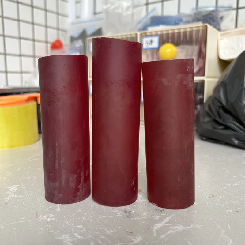 

1KG Lab Grown Ruby Corundum Rough Cylindrical Synthetic Sapphire Raw Material for Faceting Loose Gemstone Beads