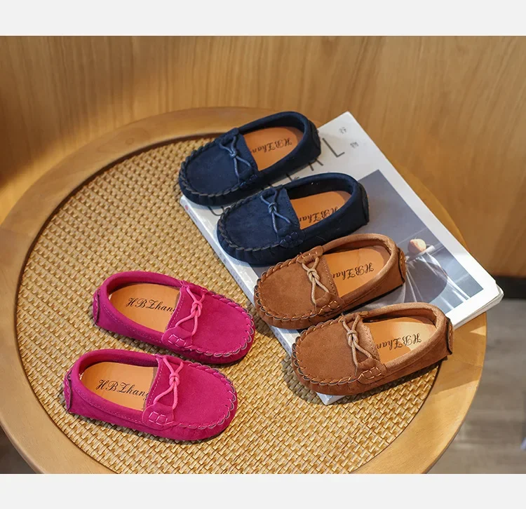 Mokassins für Jungen und Mädchen, weiche, atmungsaktive Slip-On-Schuhe für Kinder, modische, lässige Slipper, flache Schuhe mit Knoten, klassischer britischer Stil, neu – Detail 2