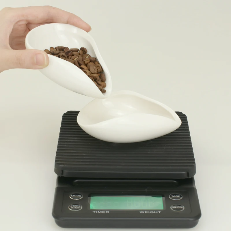 Coffee Beans Dose Trays Pure White Ceramic Coffee Bean Dosing Measure Ware Espresso Bean Scoop Shovel Coffee Accessories