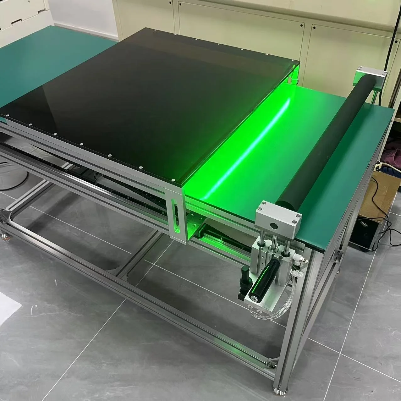 Gold Seller Desktop Polarizer Film Applicator LT-PL27 LT-PL19 LCD Polarized Sheet Paper Lamination Machine for PC Laptop