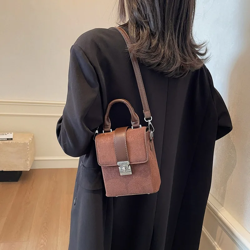 2025년 신상 레트로 레오파드 프린트 폰 크로스바디 백 여성용 패션 소형 숄더백 빈티지 감성 핸즈프리 백 ​