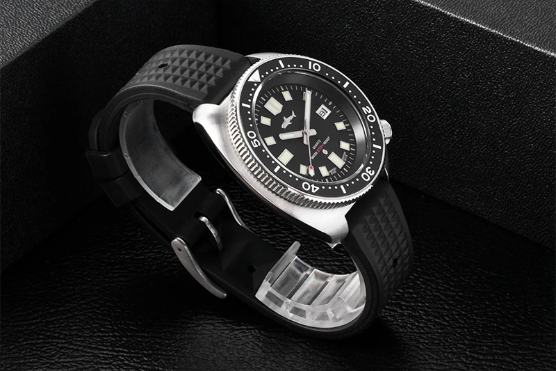 HEIMDALLR Retro Herren-Taucheruhr Stahl/Gummiarmband 20Bar Wasserdicht C3 Leuchtende Keramik-Lünette Saphirglas 2115 Quarz-Uhrwerk – Detail 7