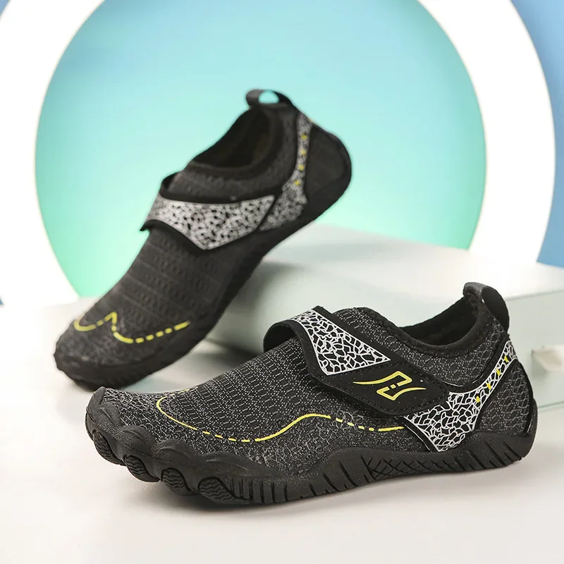 

2024 Summer New Style Beach Shoes for Boys and Girls, Non-slip Swimming Shoes, Fashionable Quick-drying Barefoot Socks and Shoes