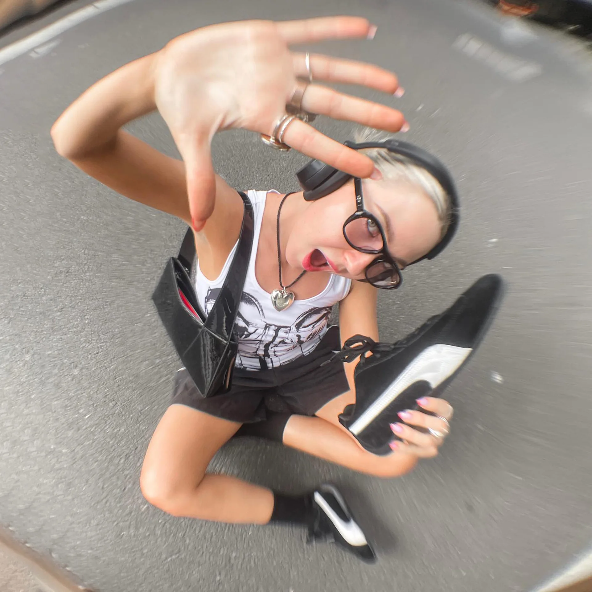 تنوعا سترة الشارع Sle مطبوعة الساخن فتاة العصرية تانك القمم المرأة Faion الصيف Svel الدانتيل تقليم Thiened ألياف الحليب