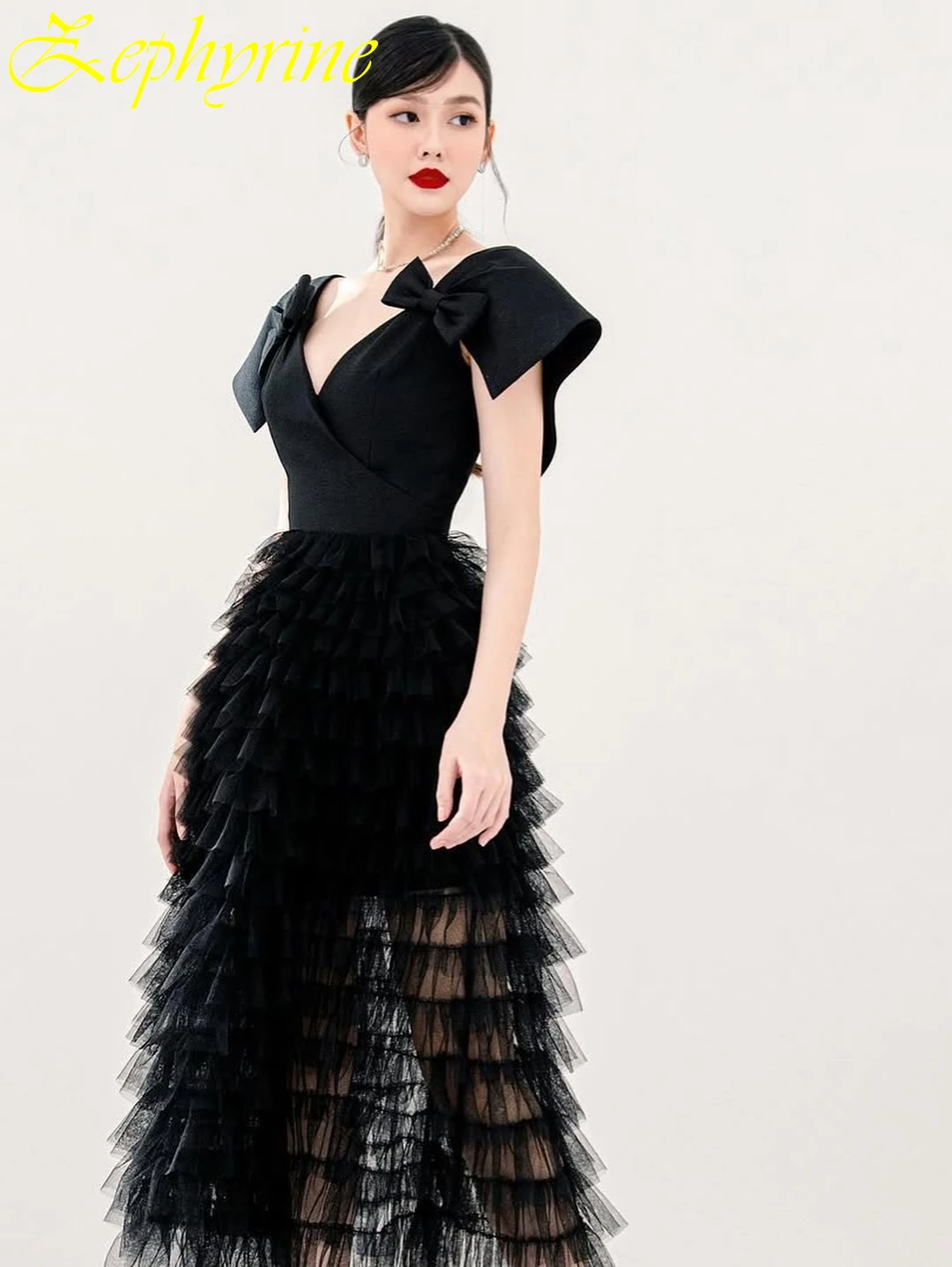 

Customized A-Line V-Neck Elegant Fashion Classic Evening Dress High Quality Delicate Celebrity Gowns Temperament Party Dress