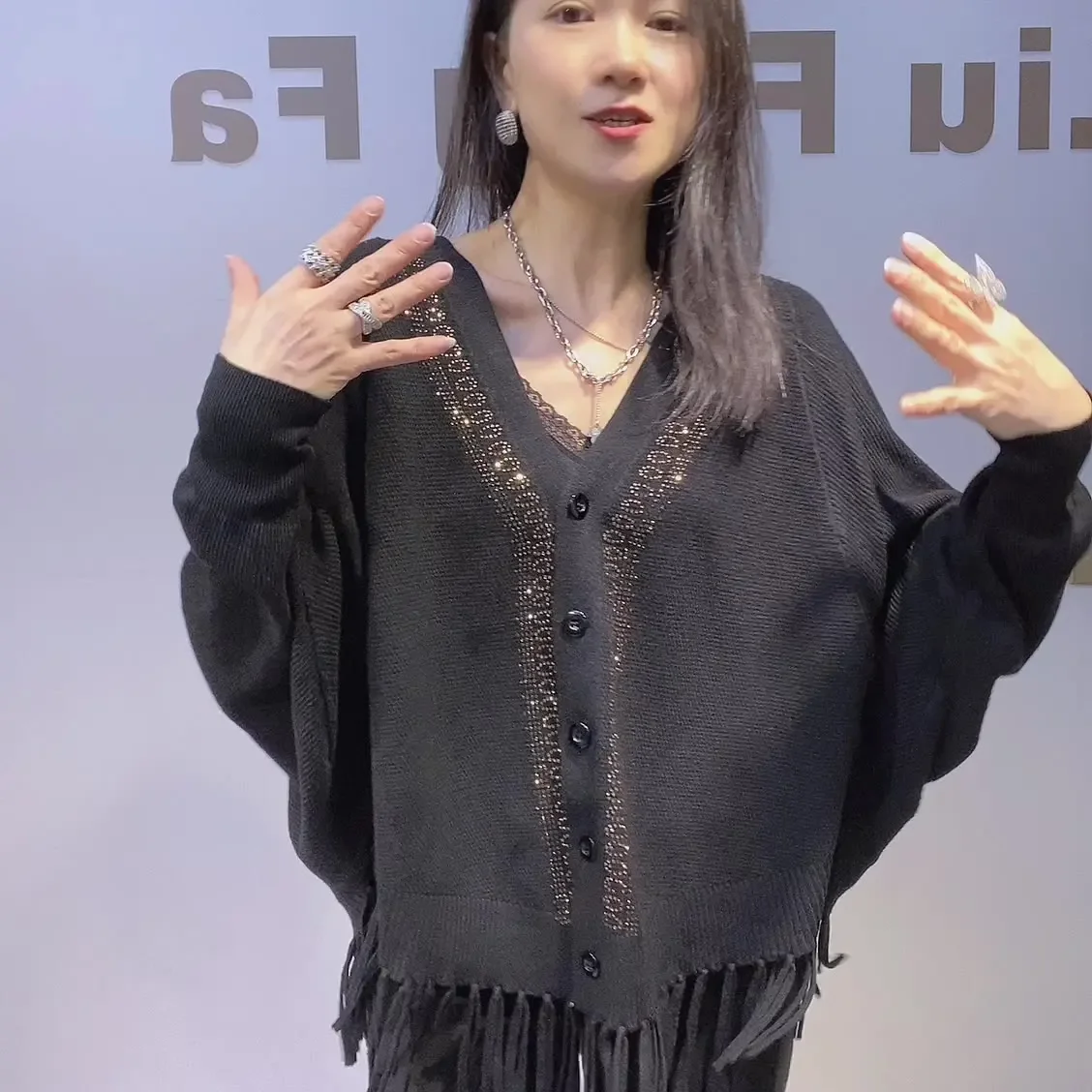 

Женский вязаный кардиган с v-образным вырезом, свободный модный свитер, топ с длинными рукавами, вязаное пальто для повседневной одежды, топ с длинными рукавами