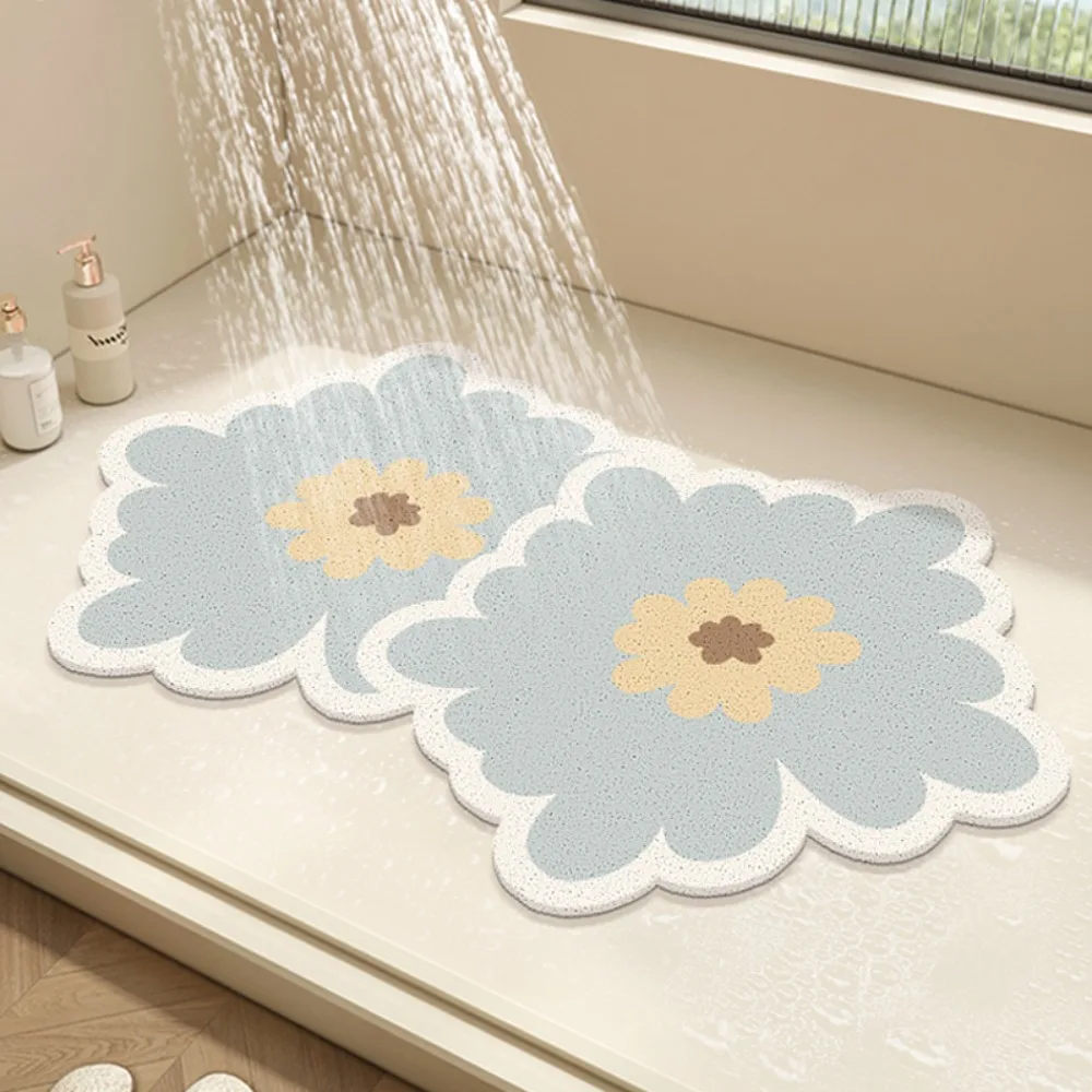 Tappeto piccolo Tappetino da bagno a forma di fiore in PVC Tappeto da bagno antiscivolo e assorbente per l'acqua Doccia zerbino cavo ad asciugatura rapida