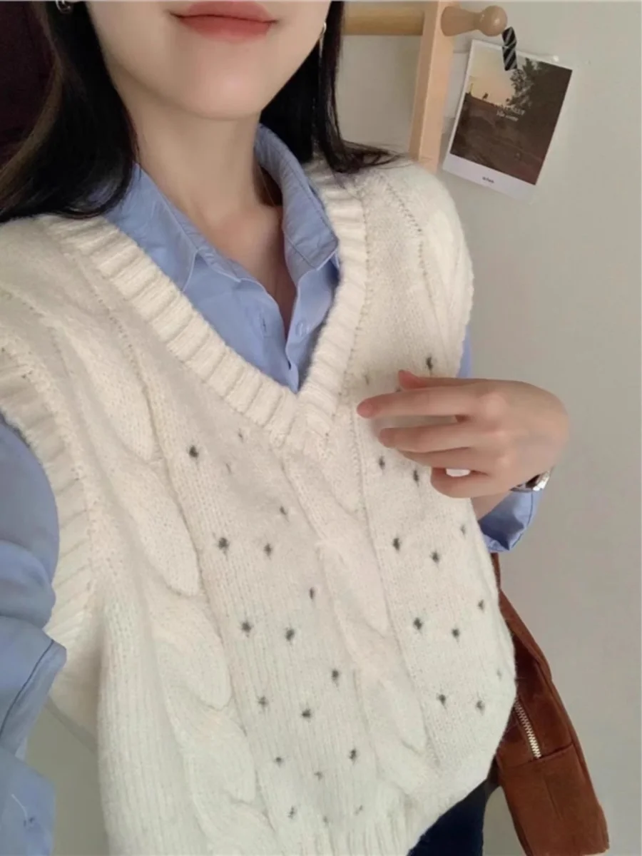 

Весенне-осенний женский вязаный жилет с V-образным вырезом и эффектом прорезей, белый, для многослойных образов, для повседневной носки