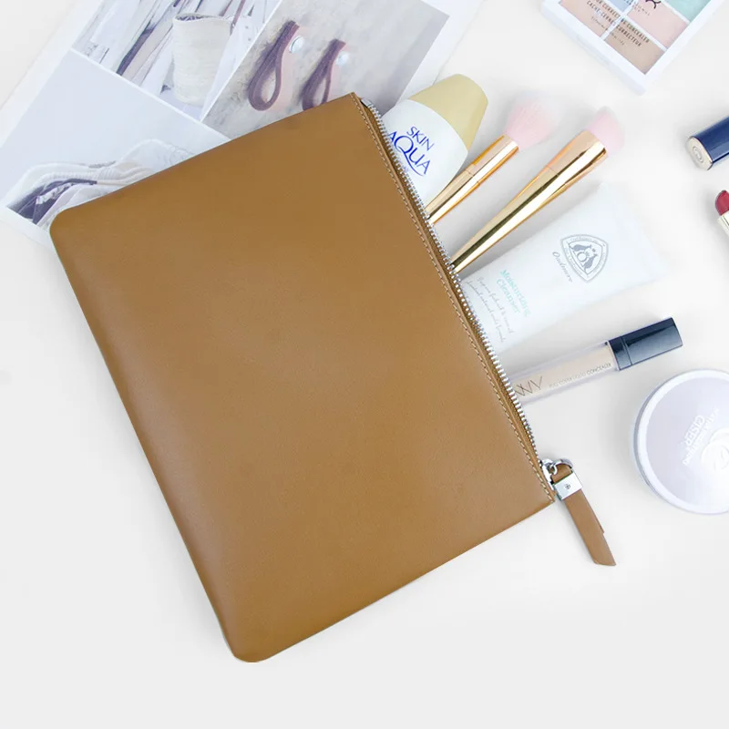 Handheld makeup bag, high-end casual flat-top design, made of top-grain leather, multifunctional storage bag