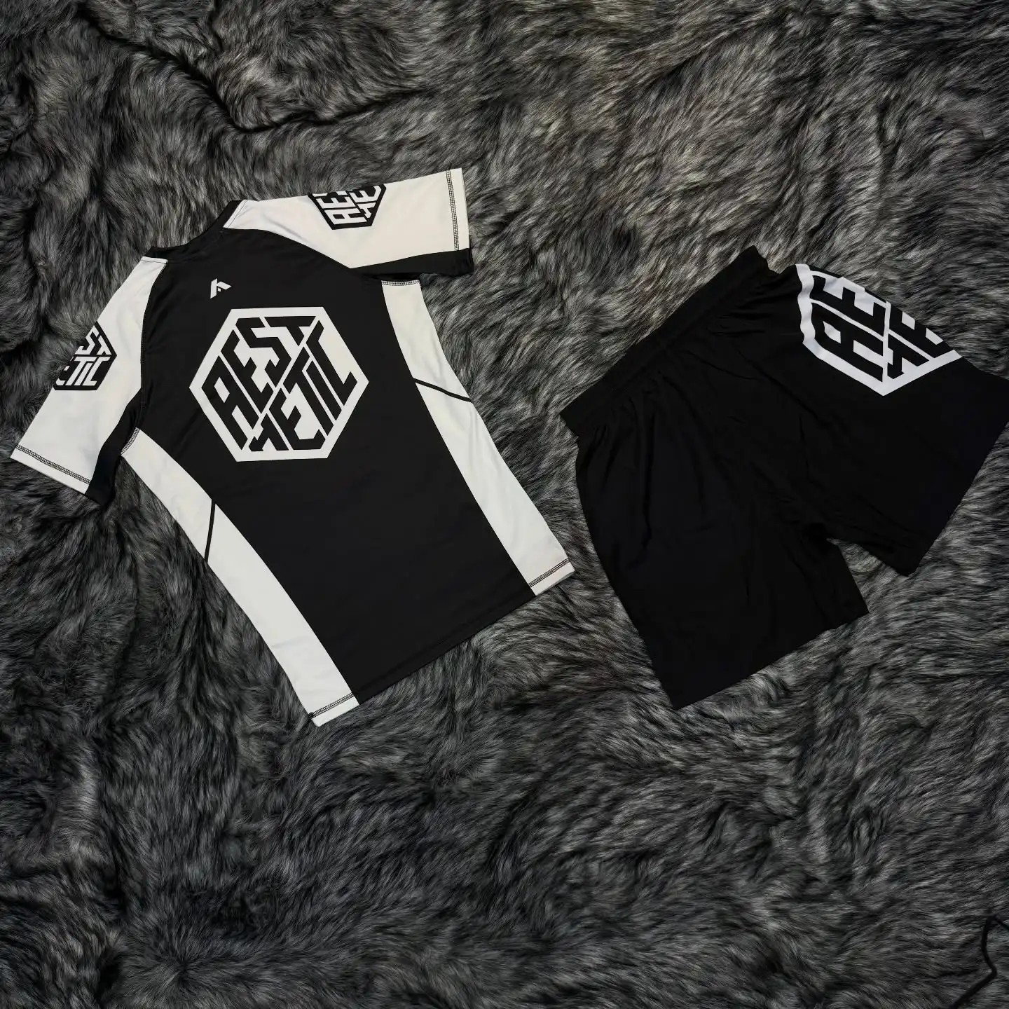 2026 New Wrestling Sports Set Men's White Graphic T-shirts & Shorts Sets Quick Drying MMA Training Combat Suit For Adults Kids