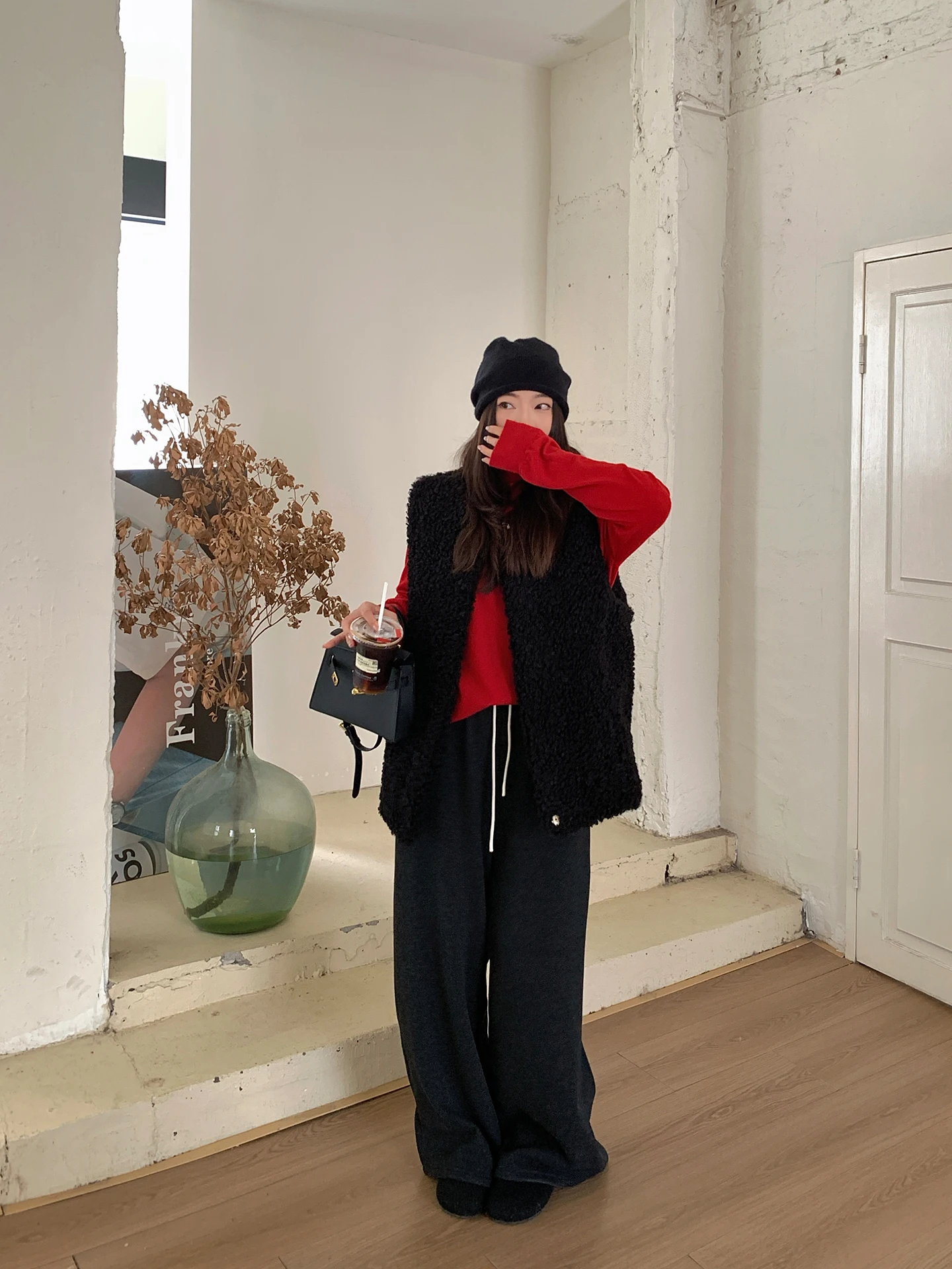 

Новый корейский кардиган средней длины с V-образным вырезом, свободный меховой жилет Lin Da Hui для полных женщин, осенне-зимняя коллекция