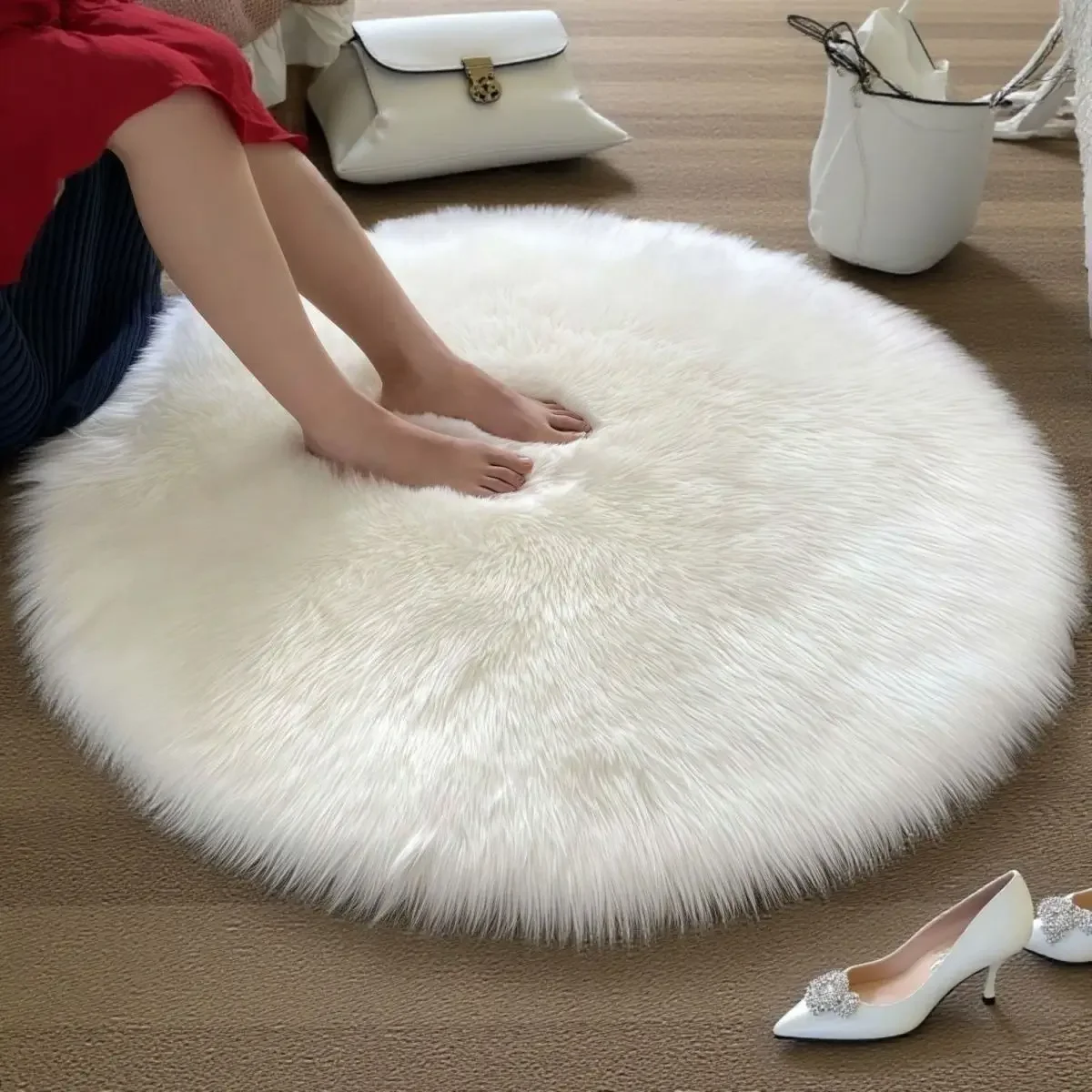 Nordic Style Plush Blanket Living Room Carpet Bedroom Girl's Room Dirt Resistant Cushion Round Mats Bedroom Bedside Blanket