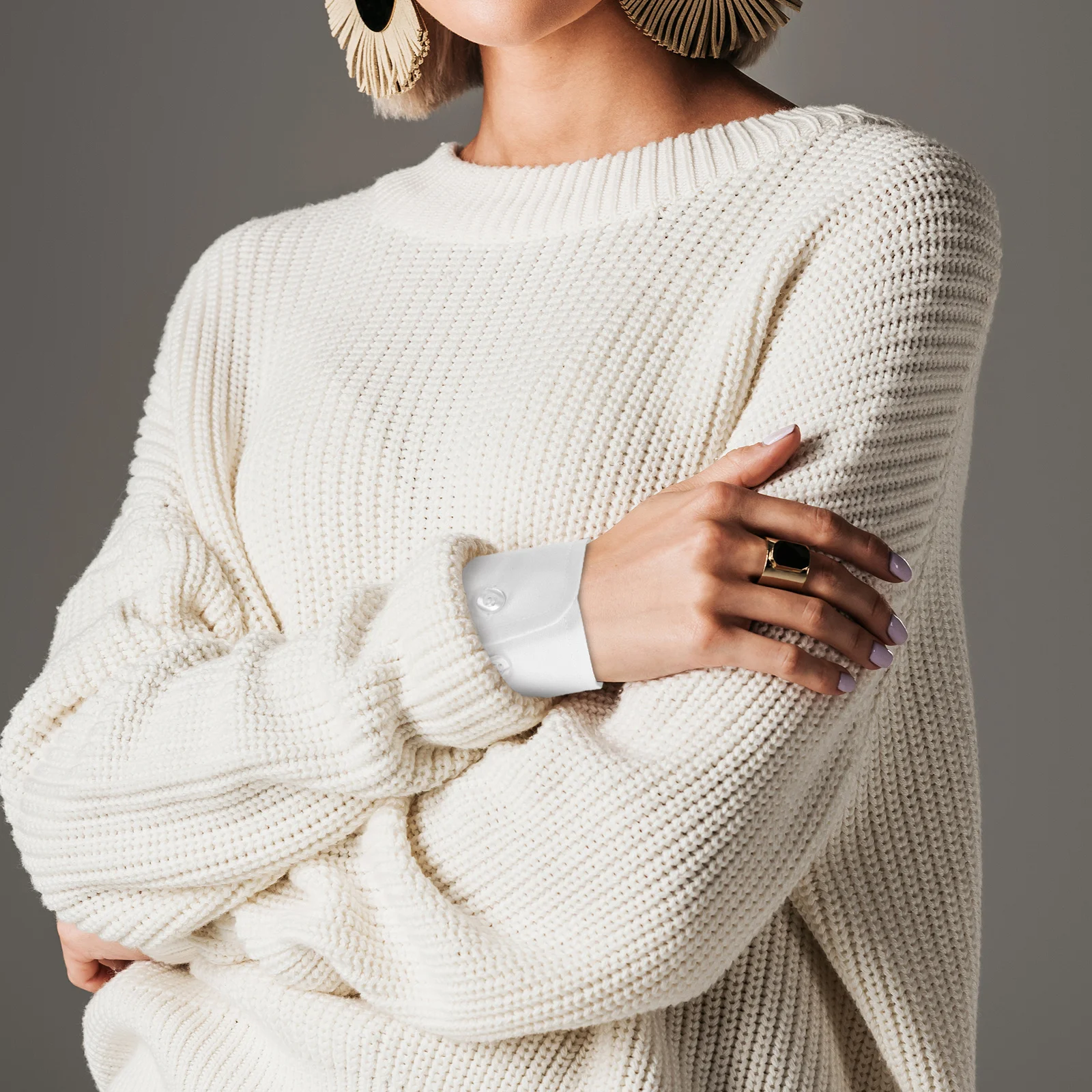 أكمام يد مزيفة أنيقة للنساء أصفاد معصم قابلة للفصل إكسسوارات الملابس تصميم ذراع مكشكش لترقية البلوزة أو المعطف