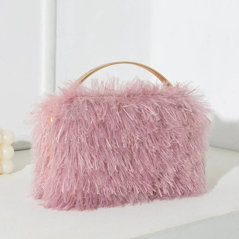 

Winter New in Fluffy Furry Bags Women's New Fashionable Versatile Handbag Small Tassel Box Evening Bag with Crossbody Chain