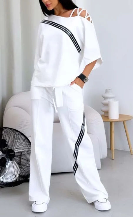 

New Fashion Two-piece Women's White Sports Suit Sexy Off Shoulder Loose Sports Shirt+casual Pants Cotton Sportswear Women's