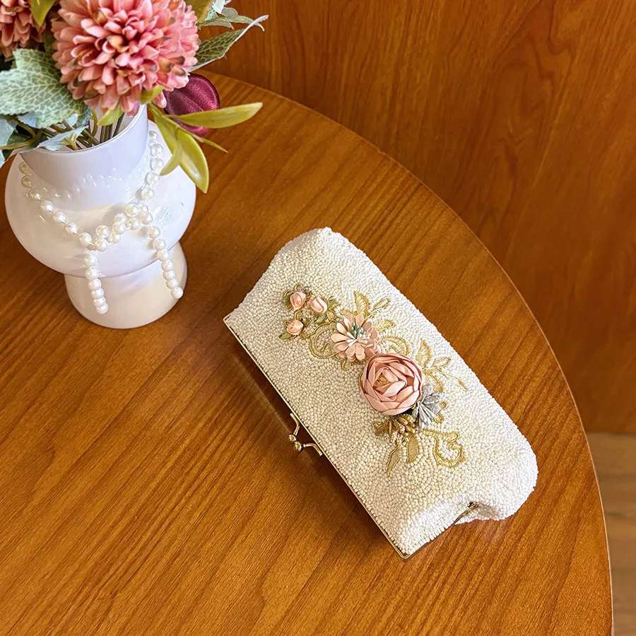 Französischer Stil, Promi-Clutch mit Perlen und Blumen, neue chinesische Cheongsam-Handtasche, vielseitige Abendtasche, Umhängetasche – Detail 7