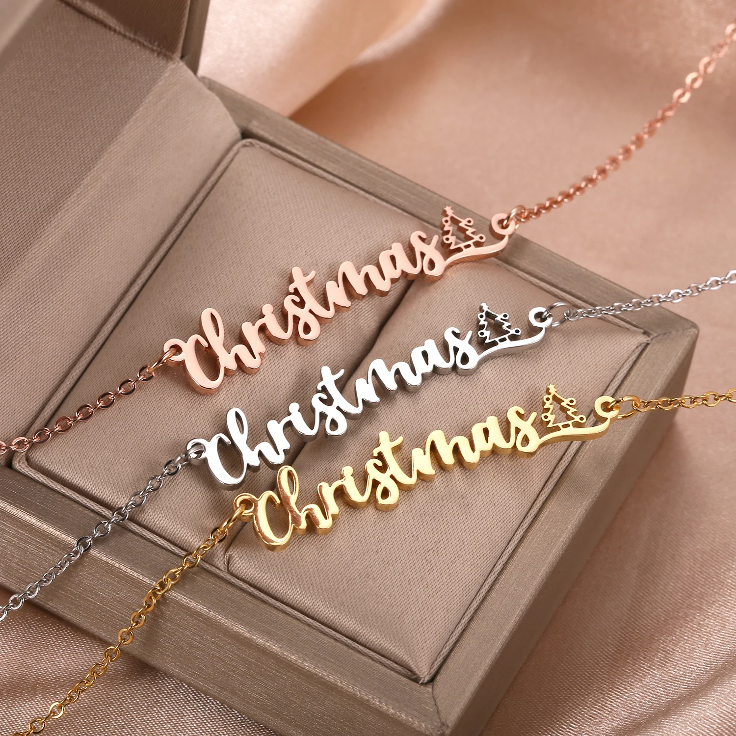 

Custom Handwritten Name Necklace 18K Gold Plated Stainless Steel Christmas Tree Design Personalized Jewelry Anniversary Gifts