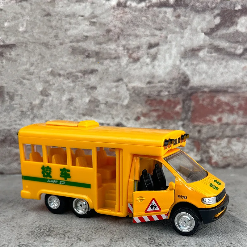 1: 32 alloy pull back school bus model,simulated sound-light bus toys,children\'s toy gifts,wholesale