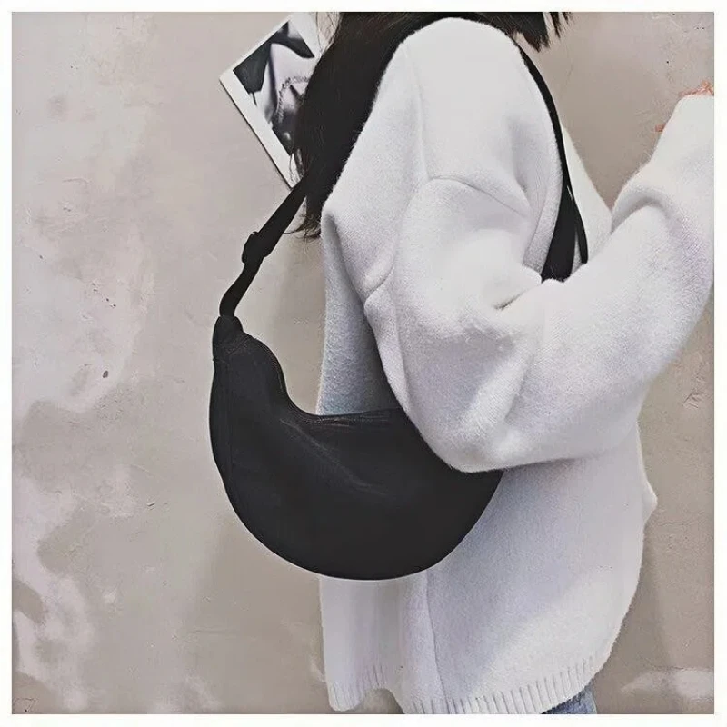 New Simple and Casual Solid Color Nylon Large Capacity Women's Dumpling Bag Shouldercrossbody bag shoulder bag large capaci Bag