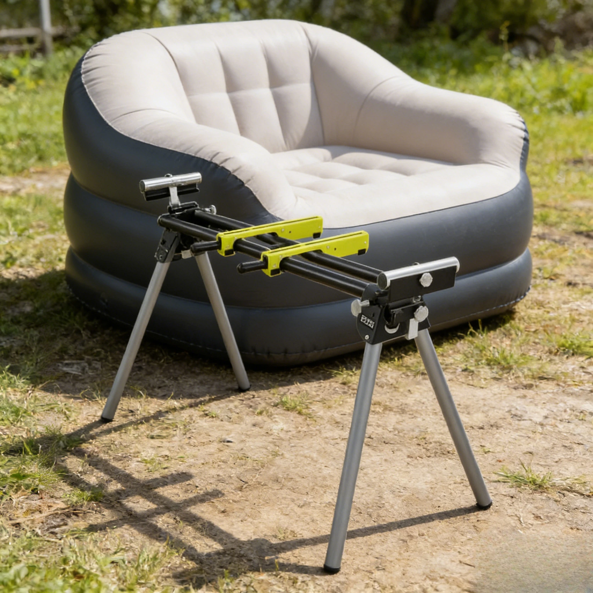 

Складная универсальная подставка для торцовочной пилы с колесами и надувным сиденьем