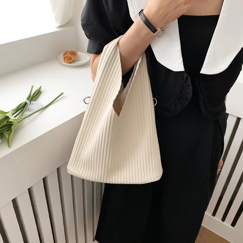 2022 New Brand Luxury Tote Ladies Pu Leather Bucket Shoulder Bag Large Capacity Handbags And Purses Solid Color Crossbody Bag