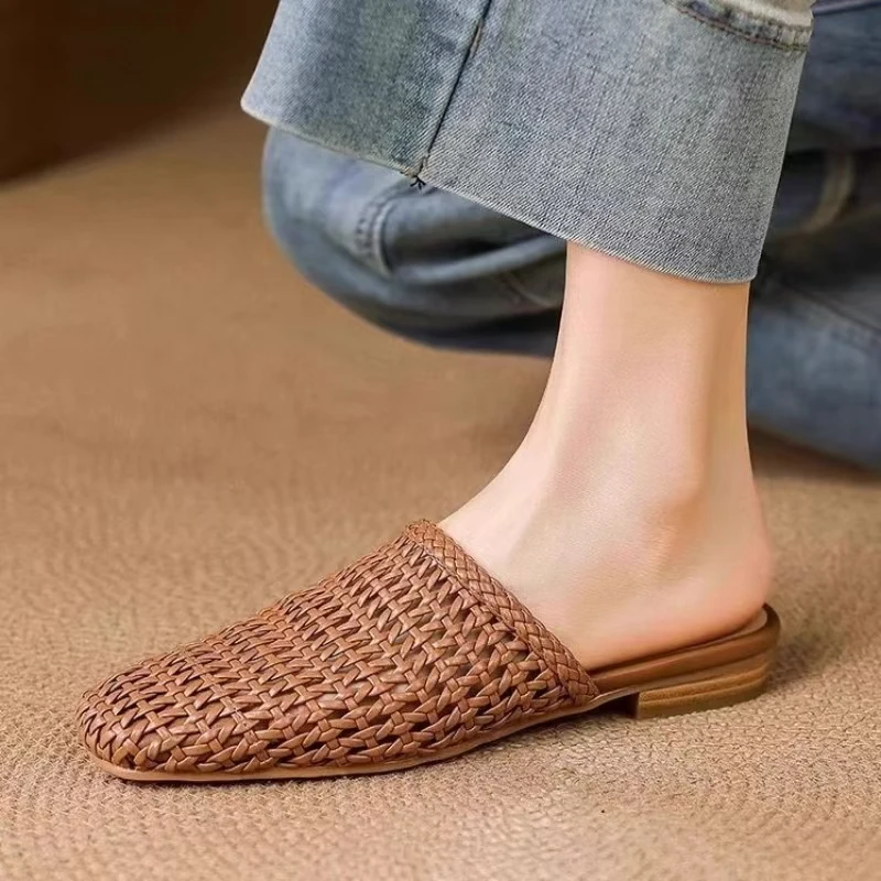 Women Woven Hollow Out Closed Toe Slippers Summer New Soft sole Non Slip Breathable Flat sole Outdoor Half Slippers Sandals