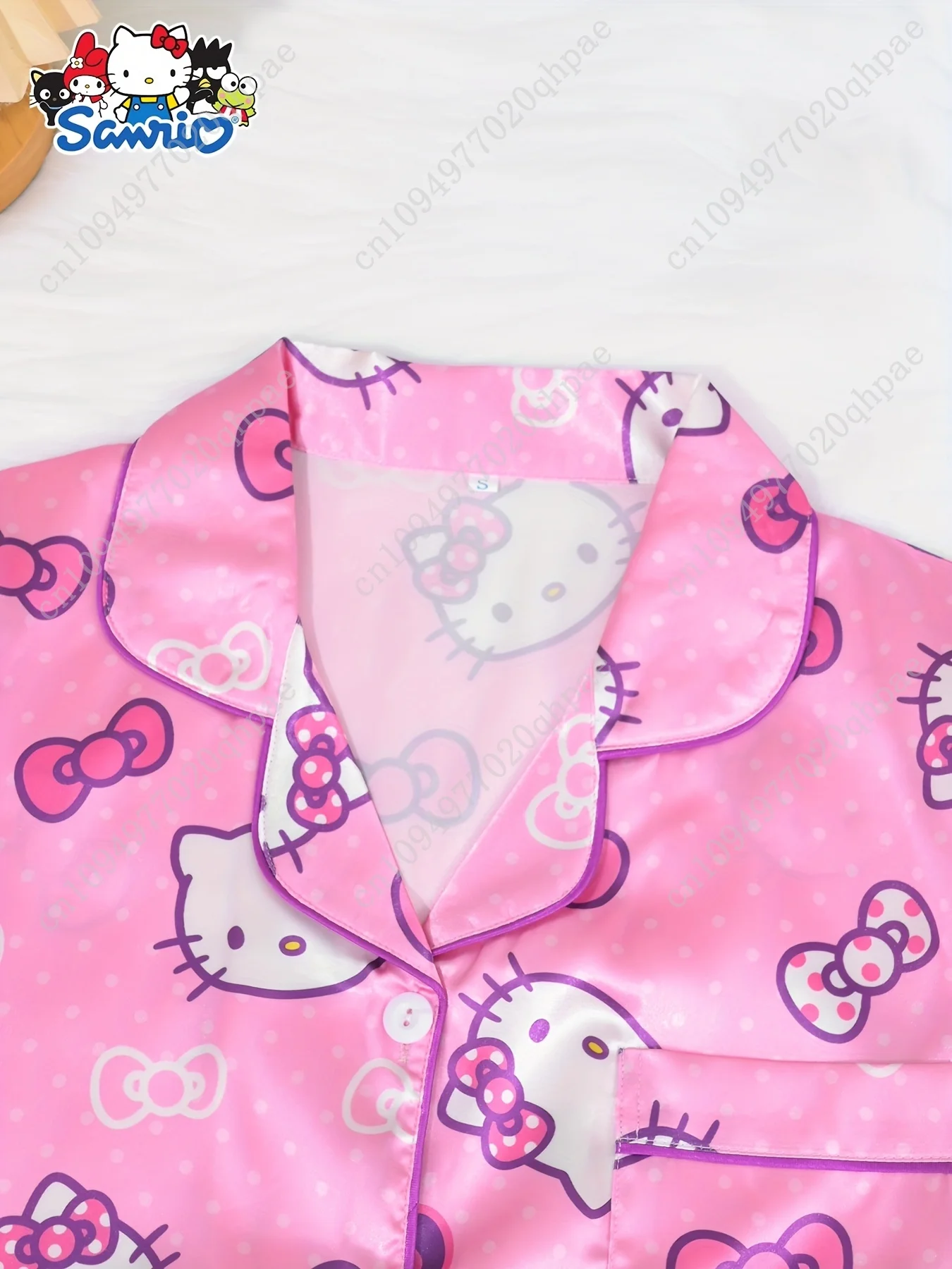 Sanrio HELLO KITTY Printed Pajamas Two Piece Set 1pc Top 1 Shorts Lapel Buttoned Cardigan Home Suit Soft Pj Set view 4