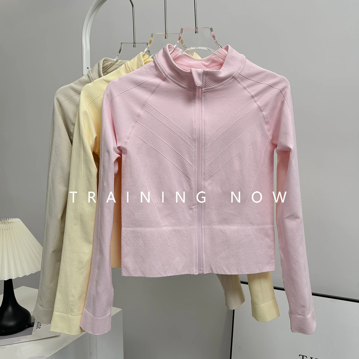 

High-end sports jacket for women's spring new tight slimming Pilates yoga suit professional running body suit