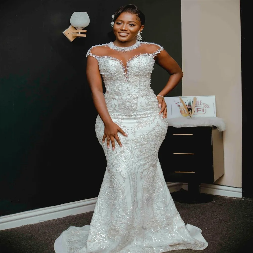 Customized  O- Neck Sparkly Pearls Beads Wedding Dress  Robe De Mariée Cap Sleeves Garden   Bridal Gown with Removable Skirt