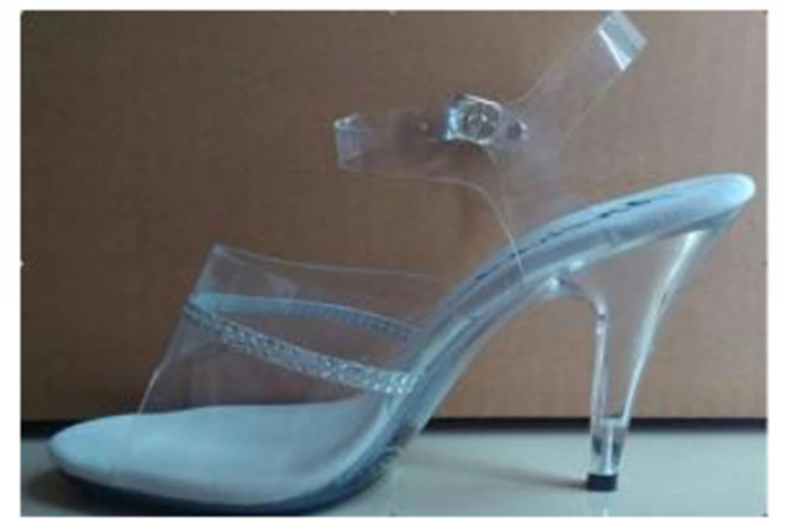 

Белые босоножки с открытым носком 10 см, туфли на каблуке с ремешком со стразами и прозрачным массивным каблуком, вечерние туфли с пряжкой на щиколотке для женщин