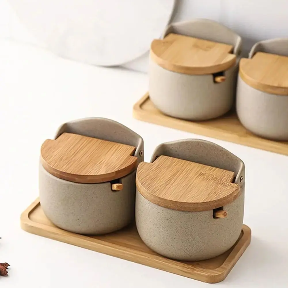 Ensemble de pots d'assaisonnement en céramique avec couvercle en bambou, cuillère de service, boîte de rangement pour épices en bois, pot à épices de cuisine anti-brûlure et étanche à l'humidité