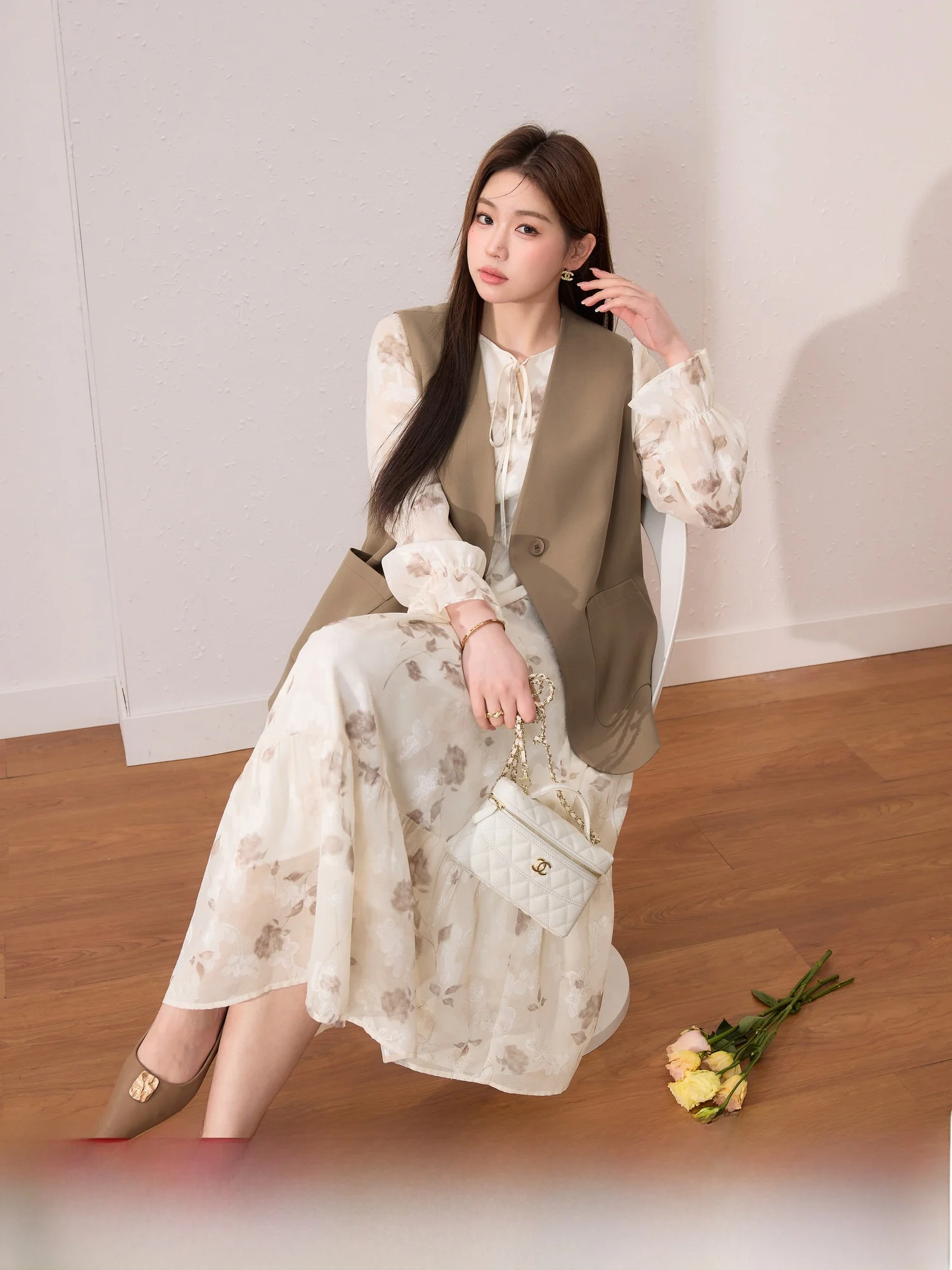 

Blue Language Large Size Women's Clothing Water-Media Print Dr with Loose Vest Spring 2026 Whole Set of Outfit Commute Sle