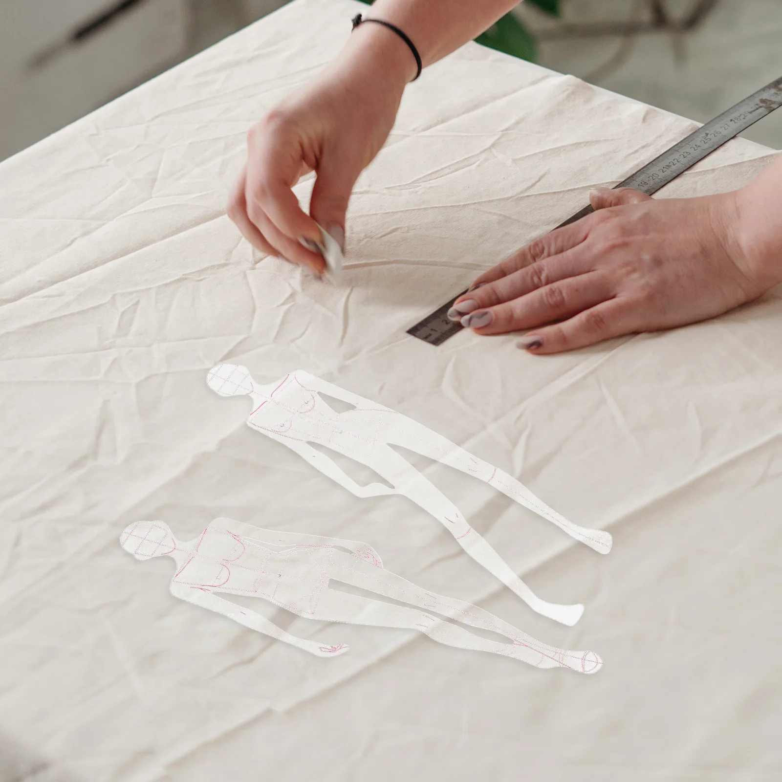 

Female Drawing Rulers Clothing Proofing Measure Tool Sample Cutting Apparel Humanoid Design Ruler Plastic Material Lightweight