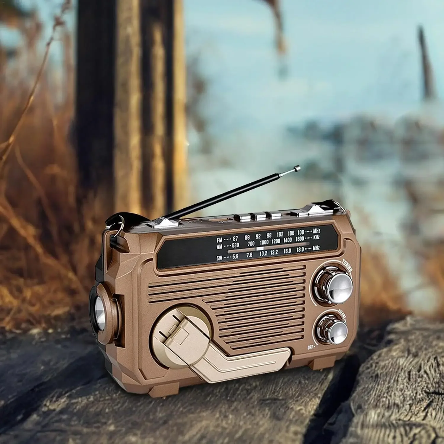 راديو محمول ريترو يعمل بالطاقة الشمسية قابل لإعادة الشحن AM/FM/SW استقبال خارجي سماعة لاسلكية تعمل بالبلوتوث مكبرات صوت راديو بصوت عالٍ مع مصباح يدوي