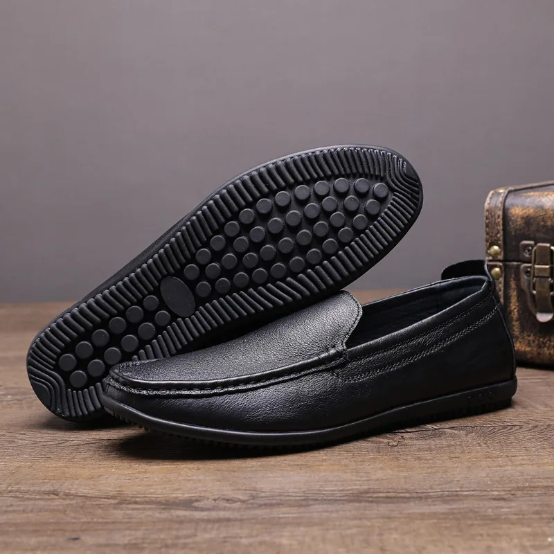 Quality Soft Leather Men's Loafers Trend 2026 New Driving Shoes Korean Version Business Soft Sole Casual Leather Shoes for Men